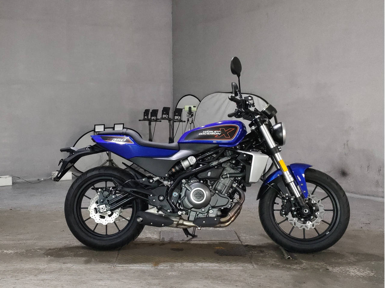 HD X350