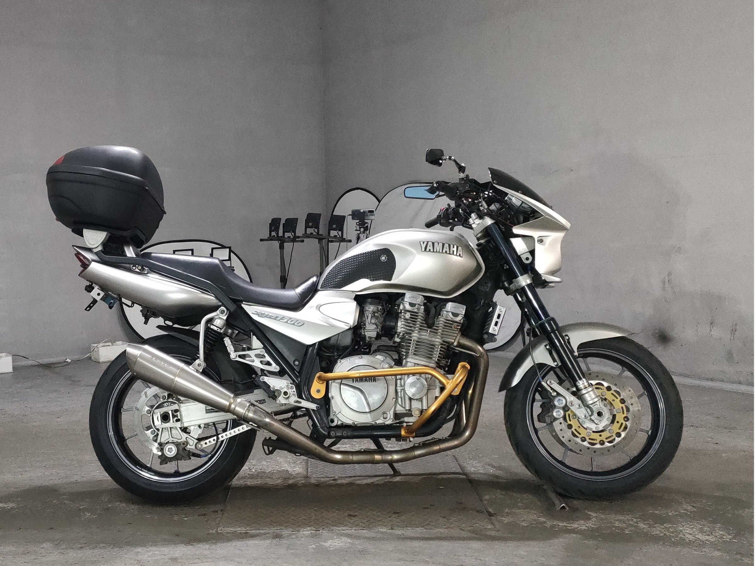 Yamaha XJR1300