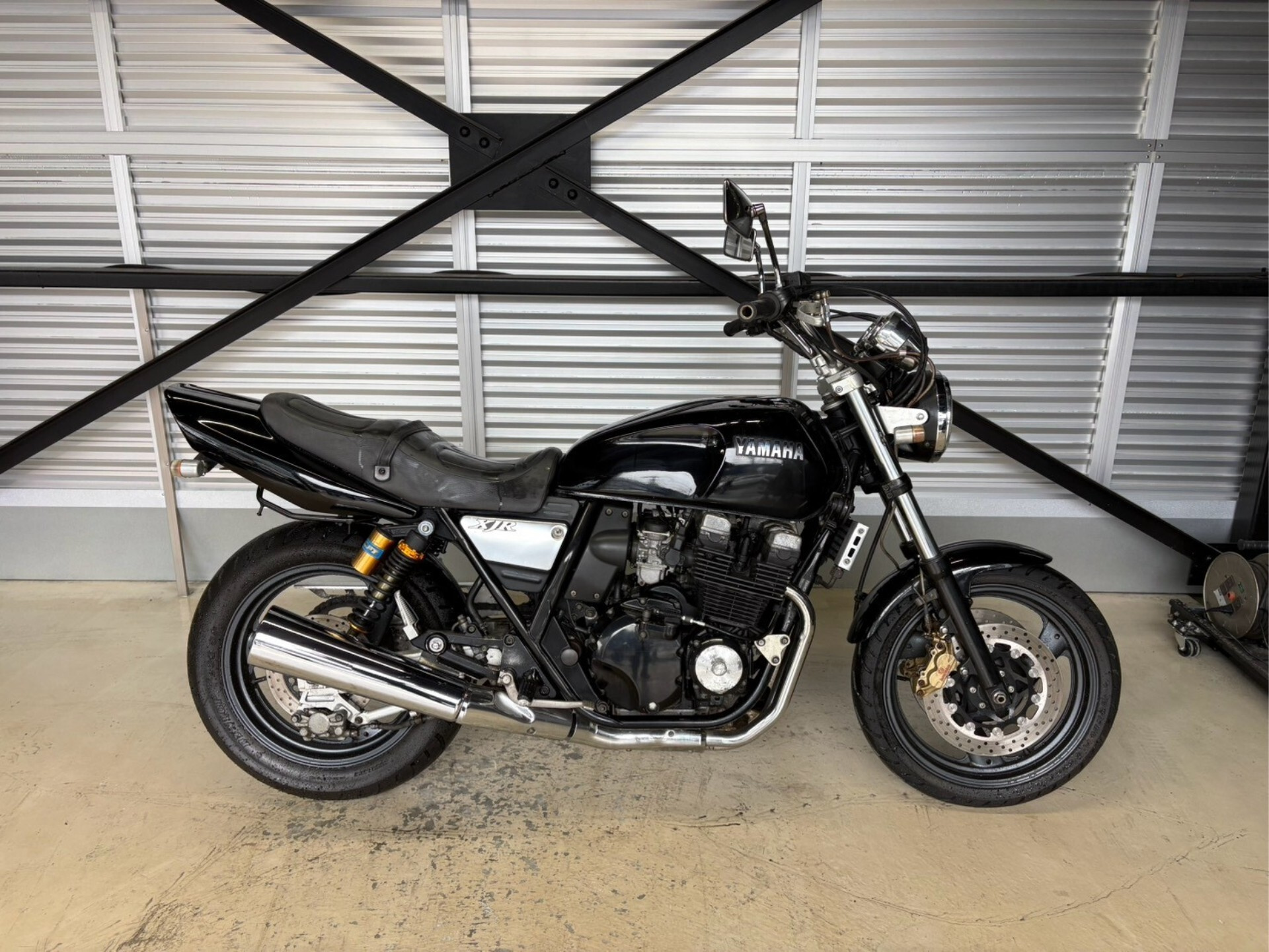 Yamaha XJR400