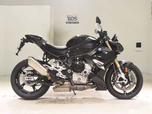 BMW S1000R