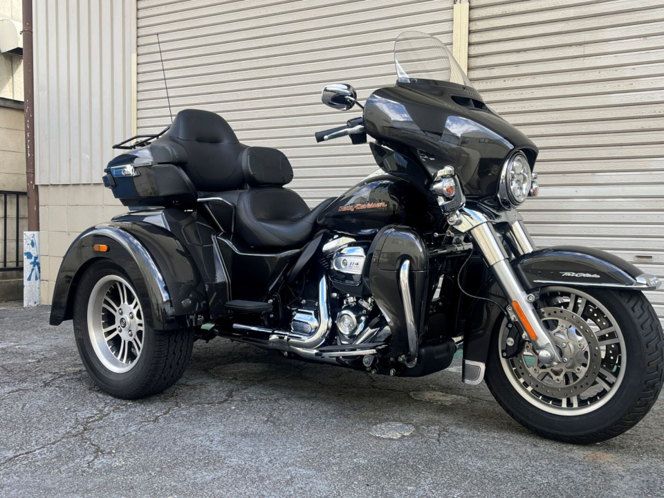 HD TRI GLIDE ULTRA CLASSIC FLHTCUTG1580 — фото 3