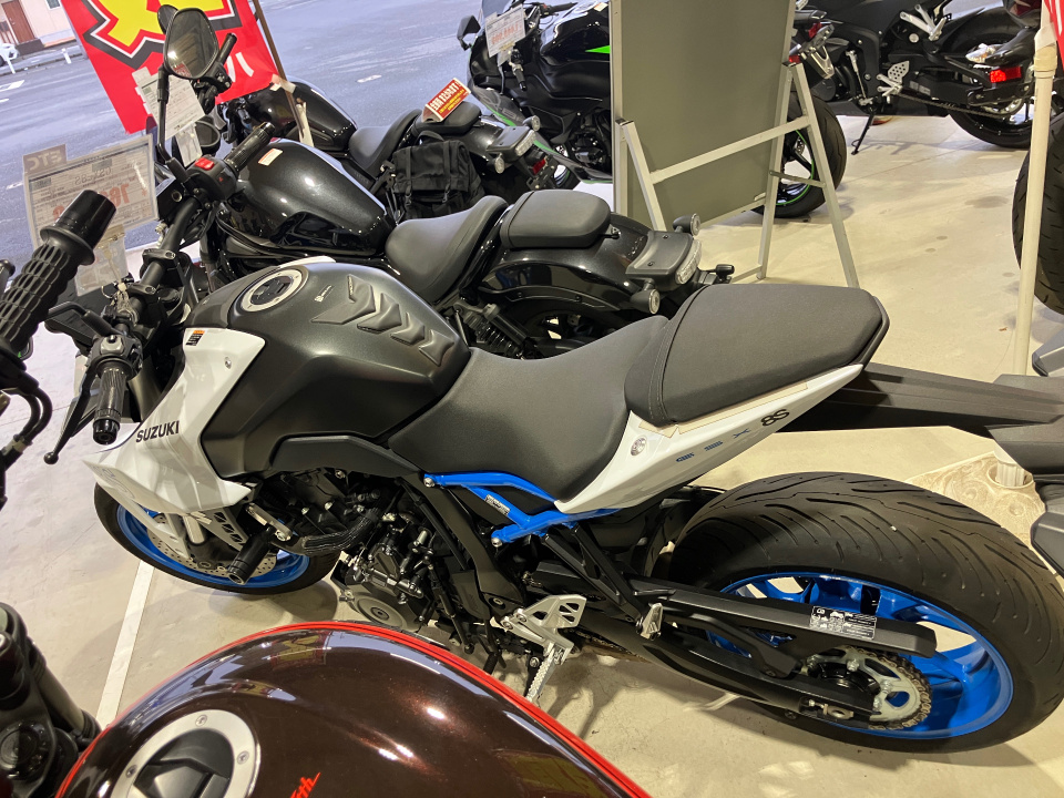 Suzuki GSX-8S — фото 2