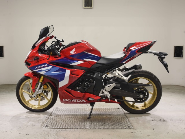Honda CBR250RR — фото 2