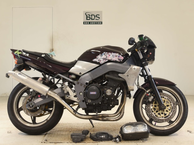 Kawasaki XANTHUS ZR400D