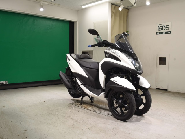 Yamaha TRICITY MW155A — фото 3