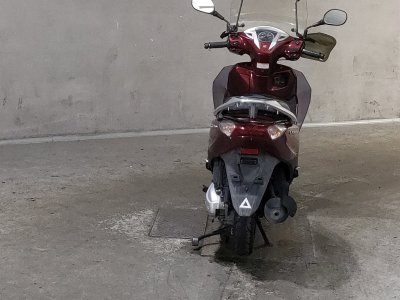 Honda LEAD125 — фото 4
