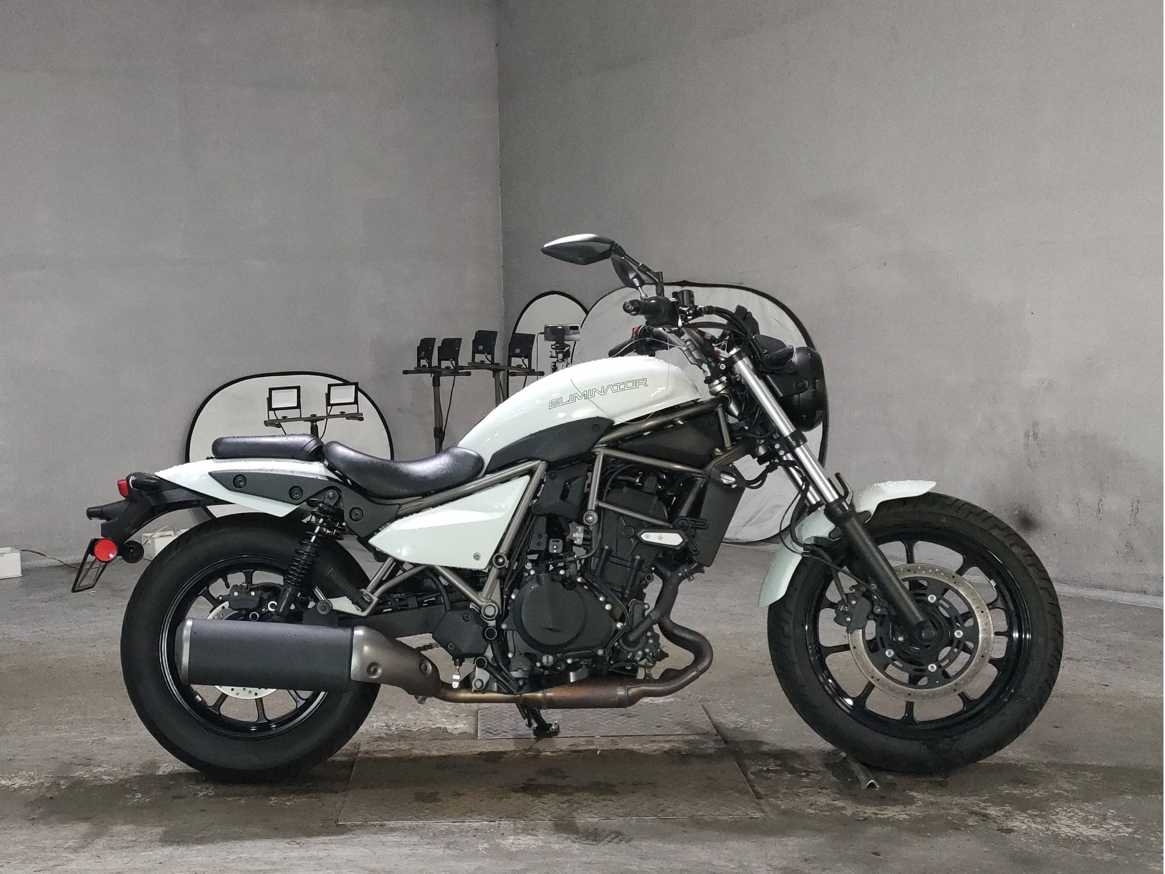 Kawasaki ELIMINATOR 400