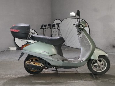 Honda LEAD100