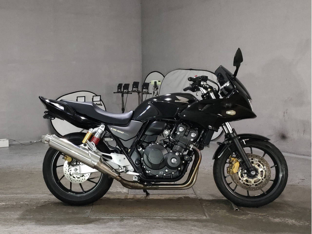 Honda CB400SF BOLDOR, zdjęcie 1
