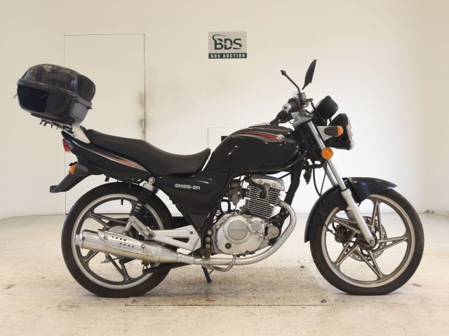 Suzuki EN125