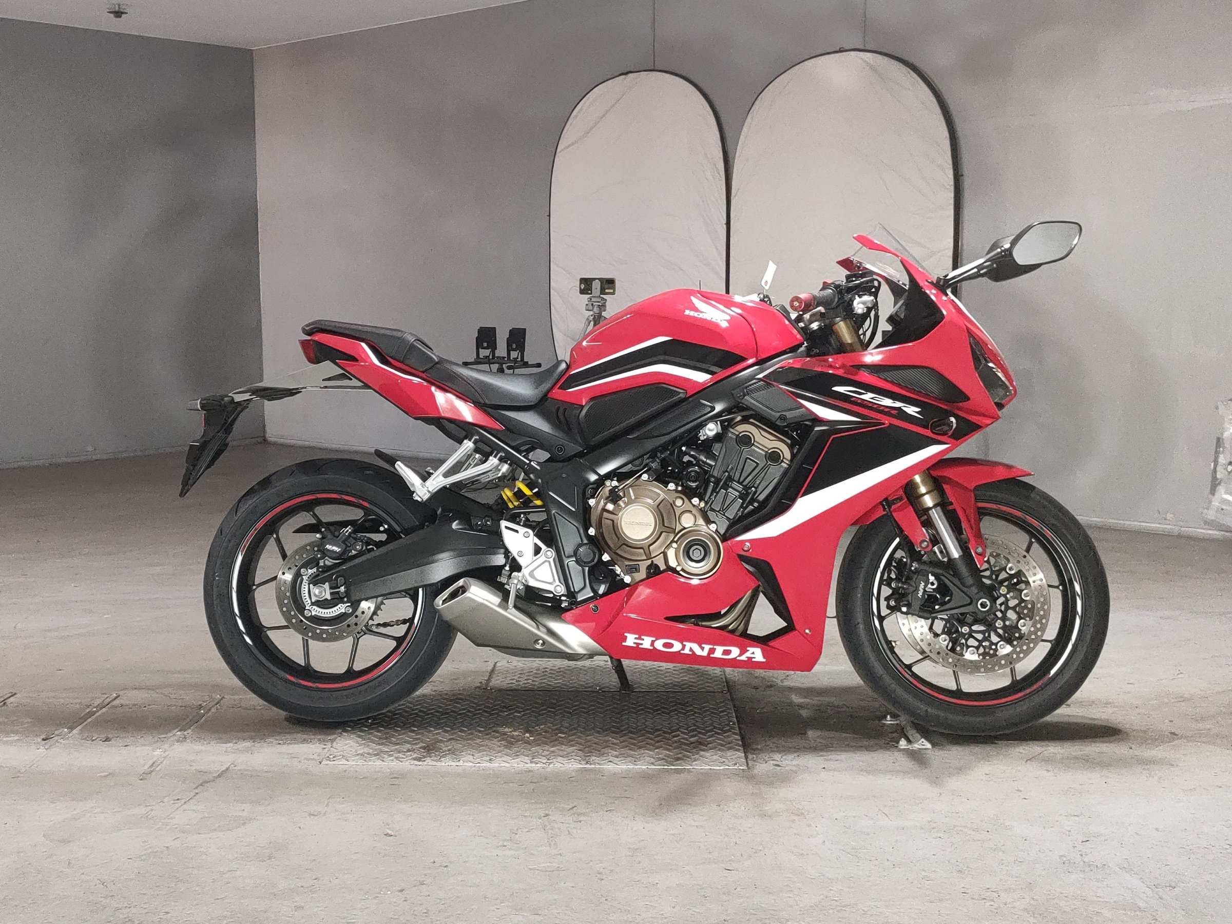 Honda CBR650R