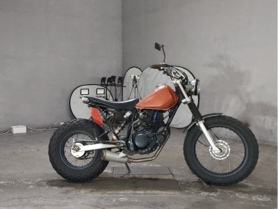 Yamaha TW200
