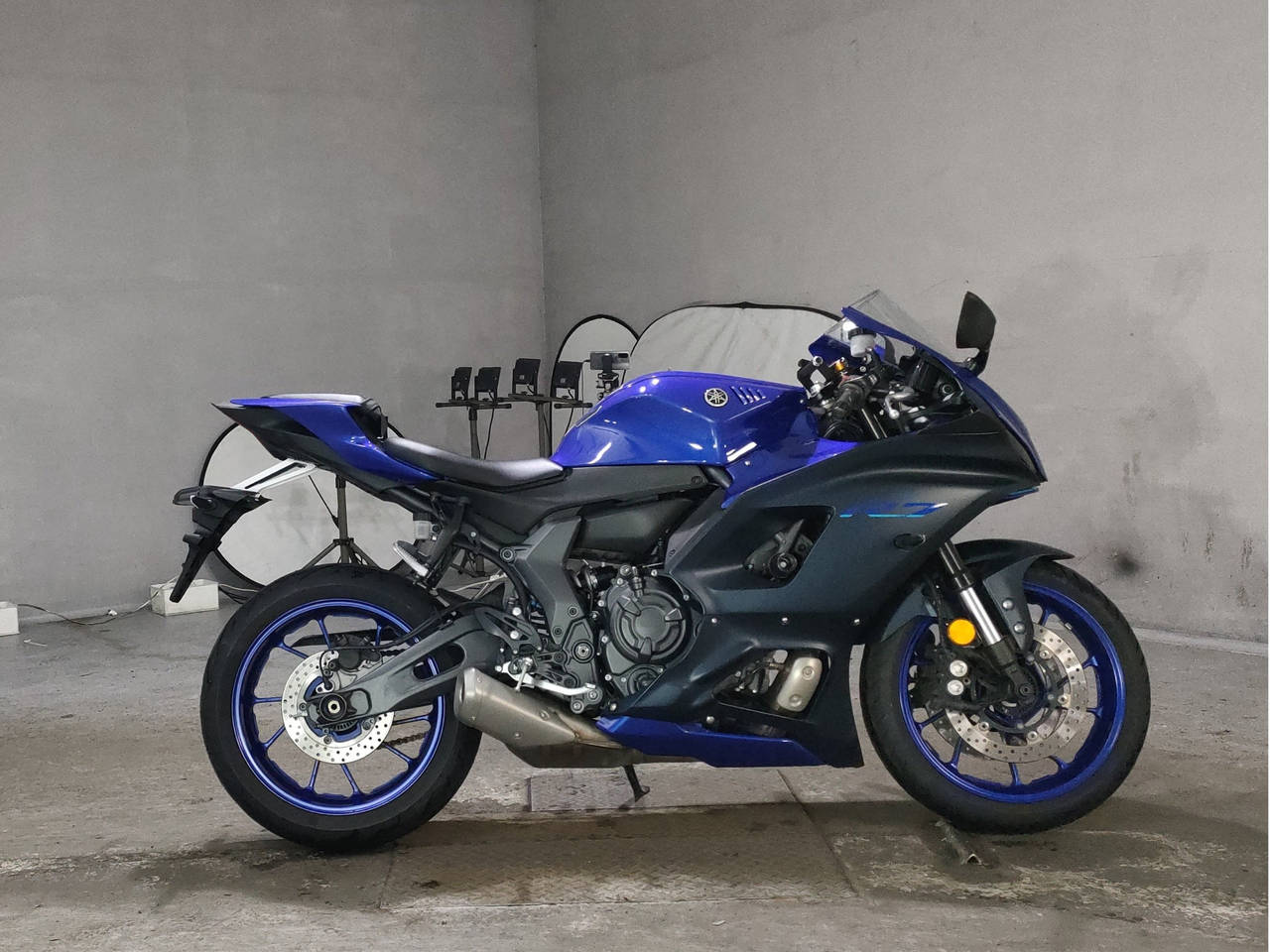 Yamaha YZF-R7