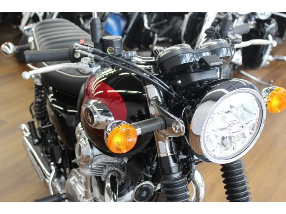 Kawasaki W800 — фото 3
