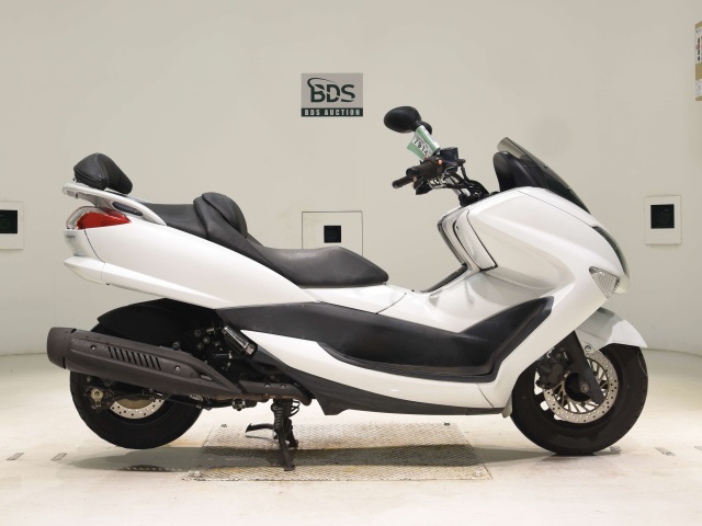 Yamaha MAJESTY250