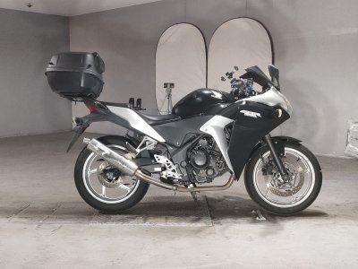 Honda CBR250R
