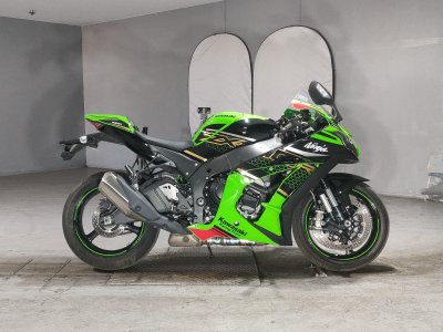5075] Kawasaki NINJA ZX-10R - ZXT02E-005599