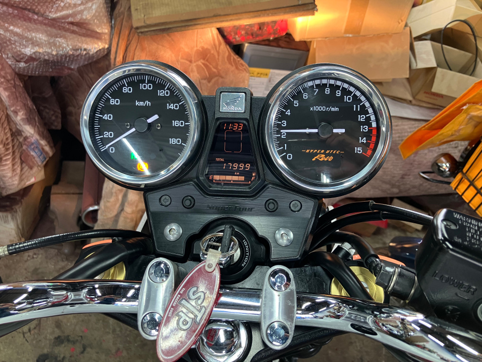 Honda CB400SFA — фото 3
