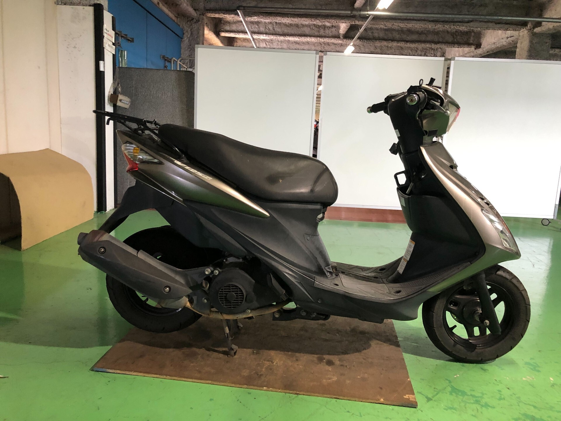 Suzuki V125S