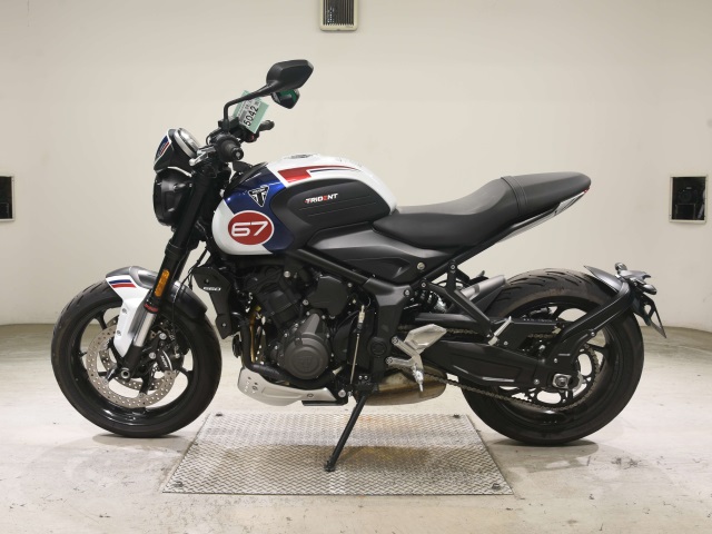 Triumph TRIDENT660 — фото 2