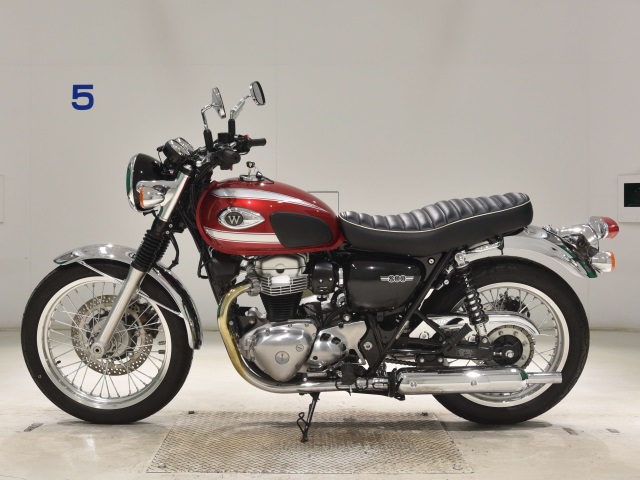 Kawasaki W800 — фото 2
