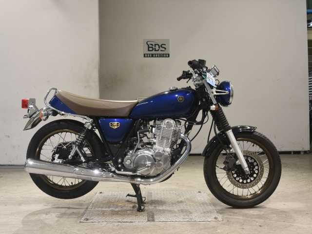 Yamaha SR 400