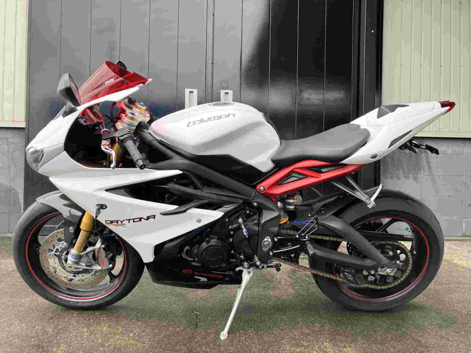 Triumph DAYTONA 675R ABS — фото 2