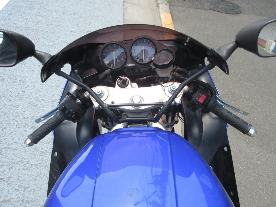 Yamaha YZF1000R THUNDERACE — фото 3