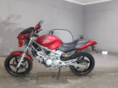 Honda VTR250 — фото 2