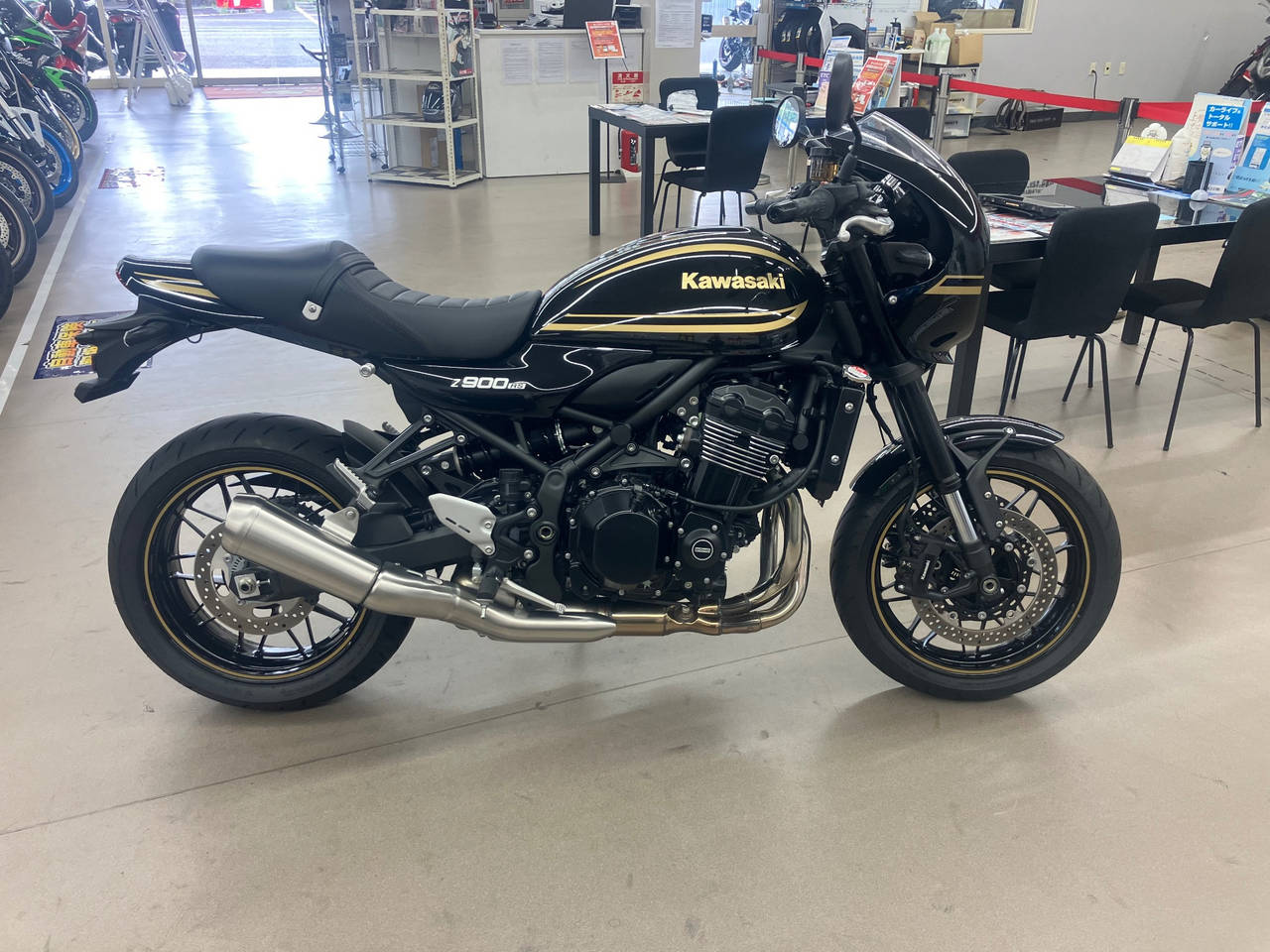 Kawasaki Z900RS CAFE