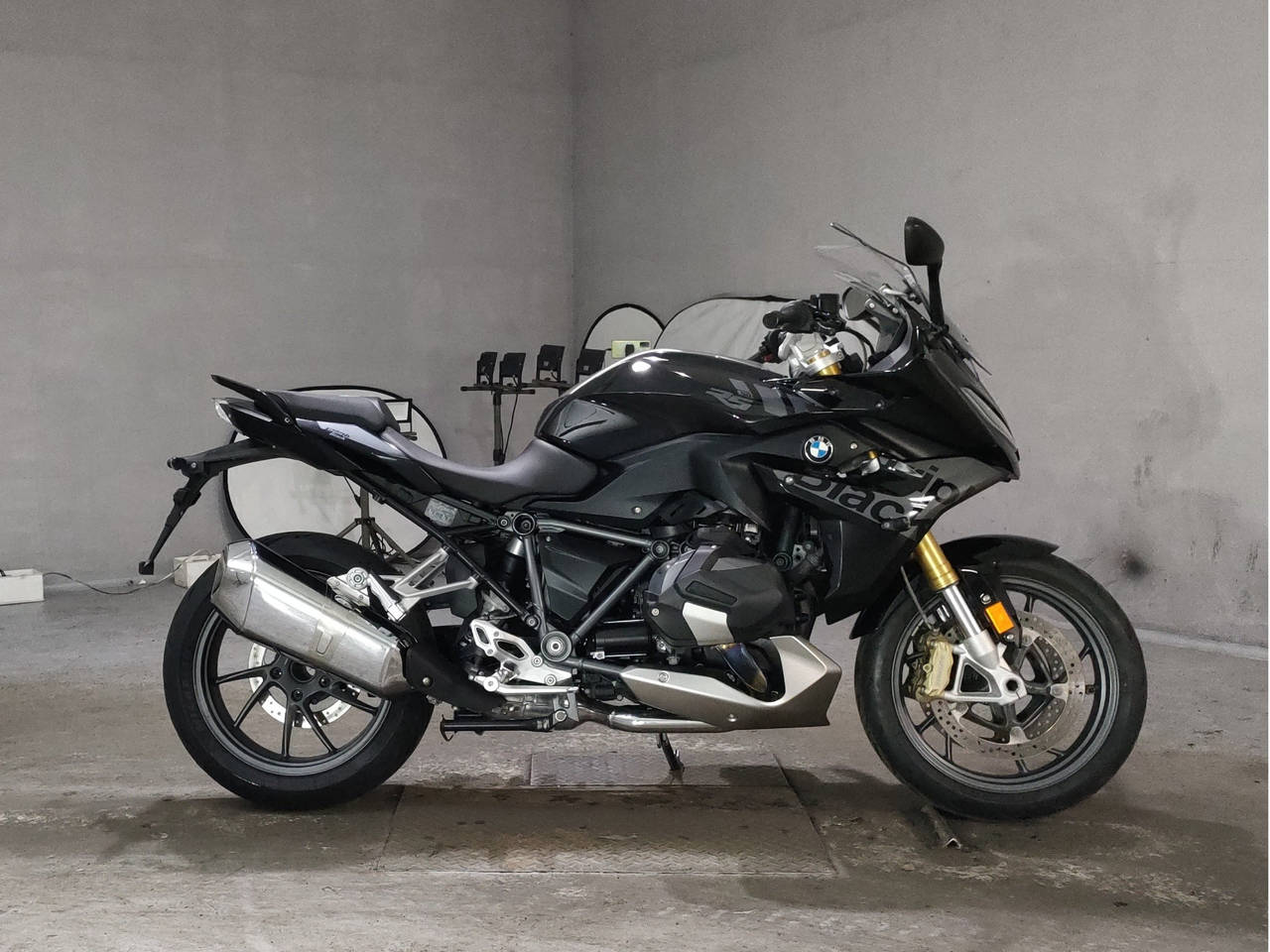 BMW R1250RS