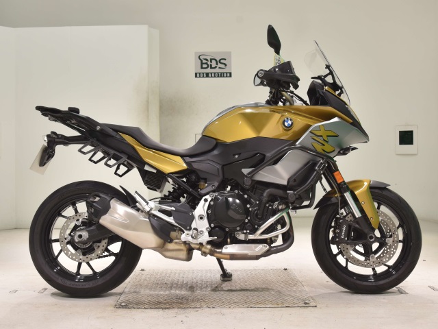 BMW F900XR
