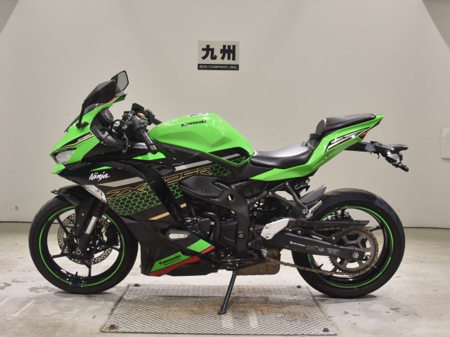 Kawasaki NINJA ZX-25R — фото 2