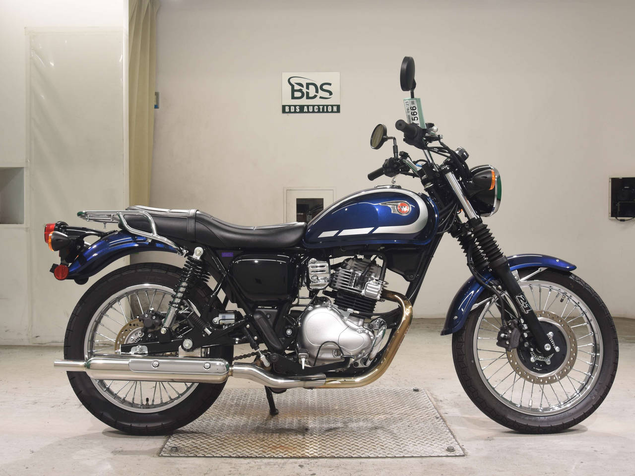 Kawasaki W230