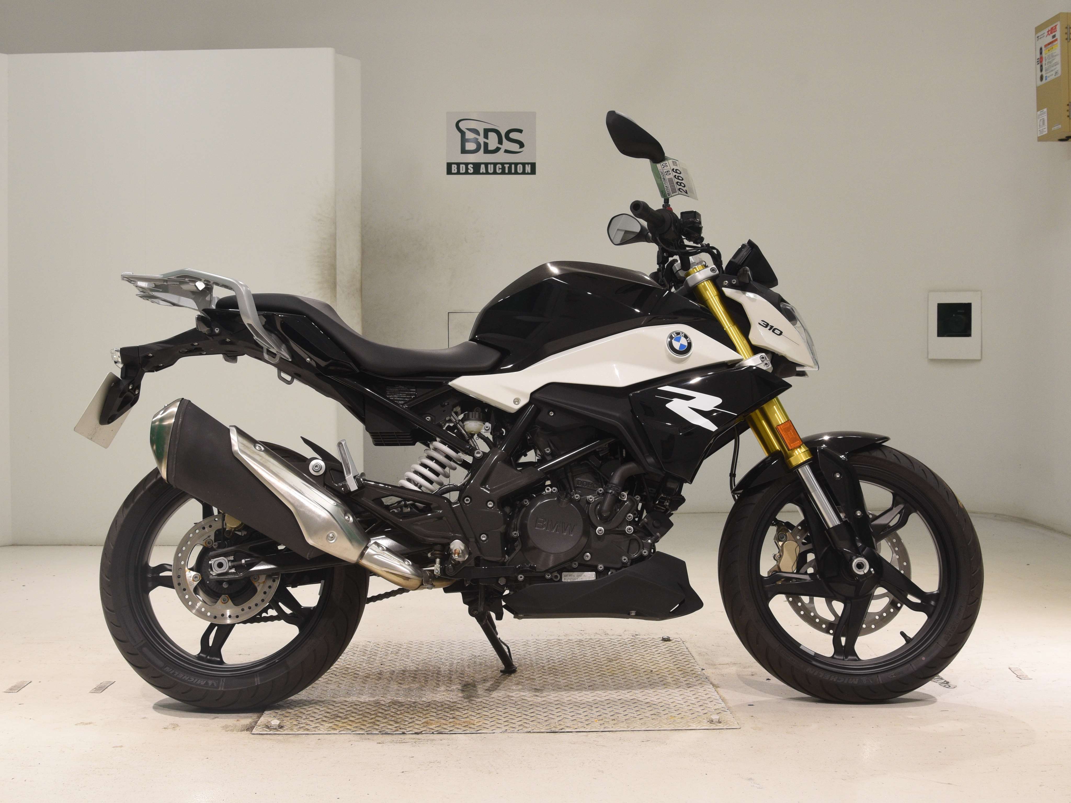 BMW G310R