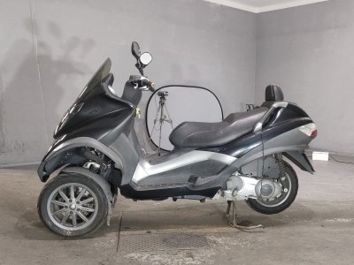 Piaggio PEERAGE MP3 250RL — фото 2