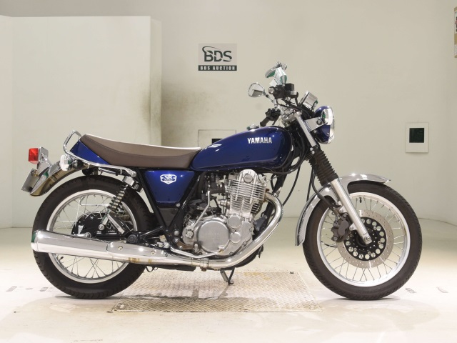 Yamaha SR400