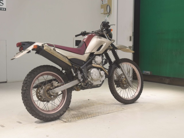 Yamaha SEROW XT250 — фото 5