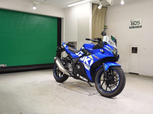 Suzuki GSX-250R — фото 3