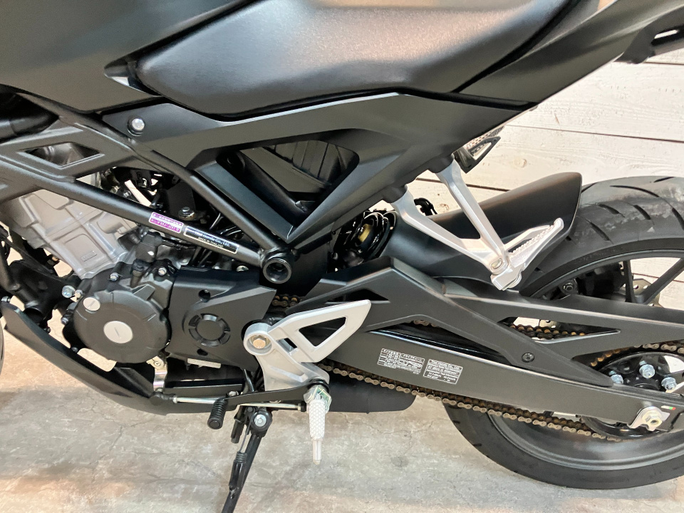 Honda CB125R — фото 27