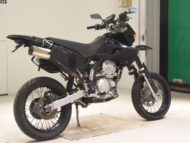 Kawasaki KLX250 — фото 5