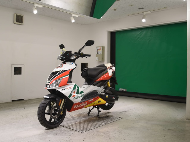 Aprilia SR50 — фото 4