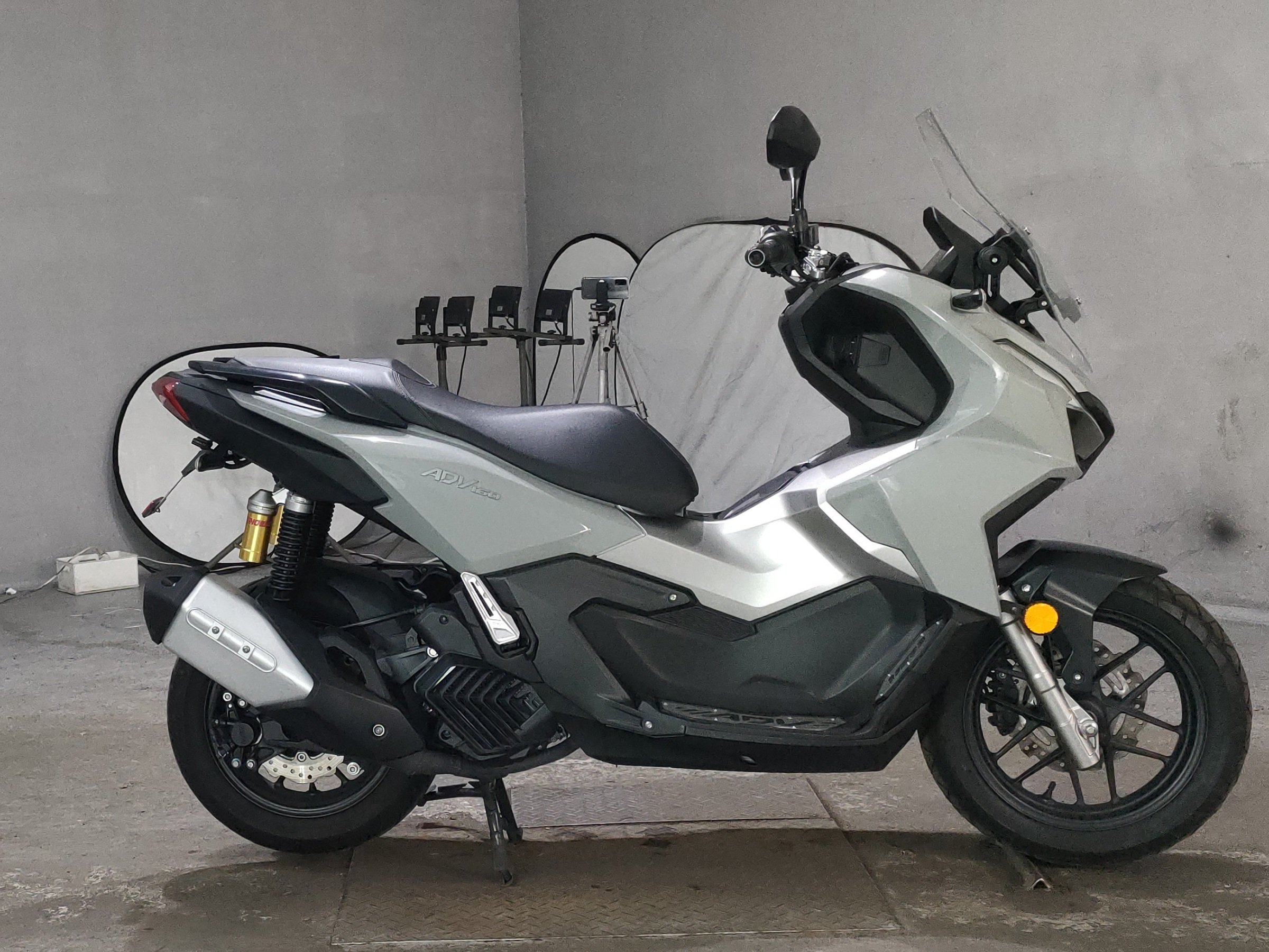 Honda ADV 160