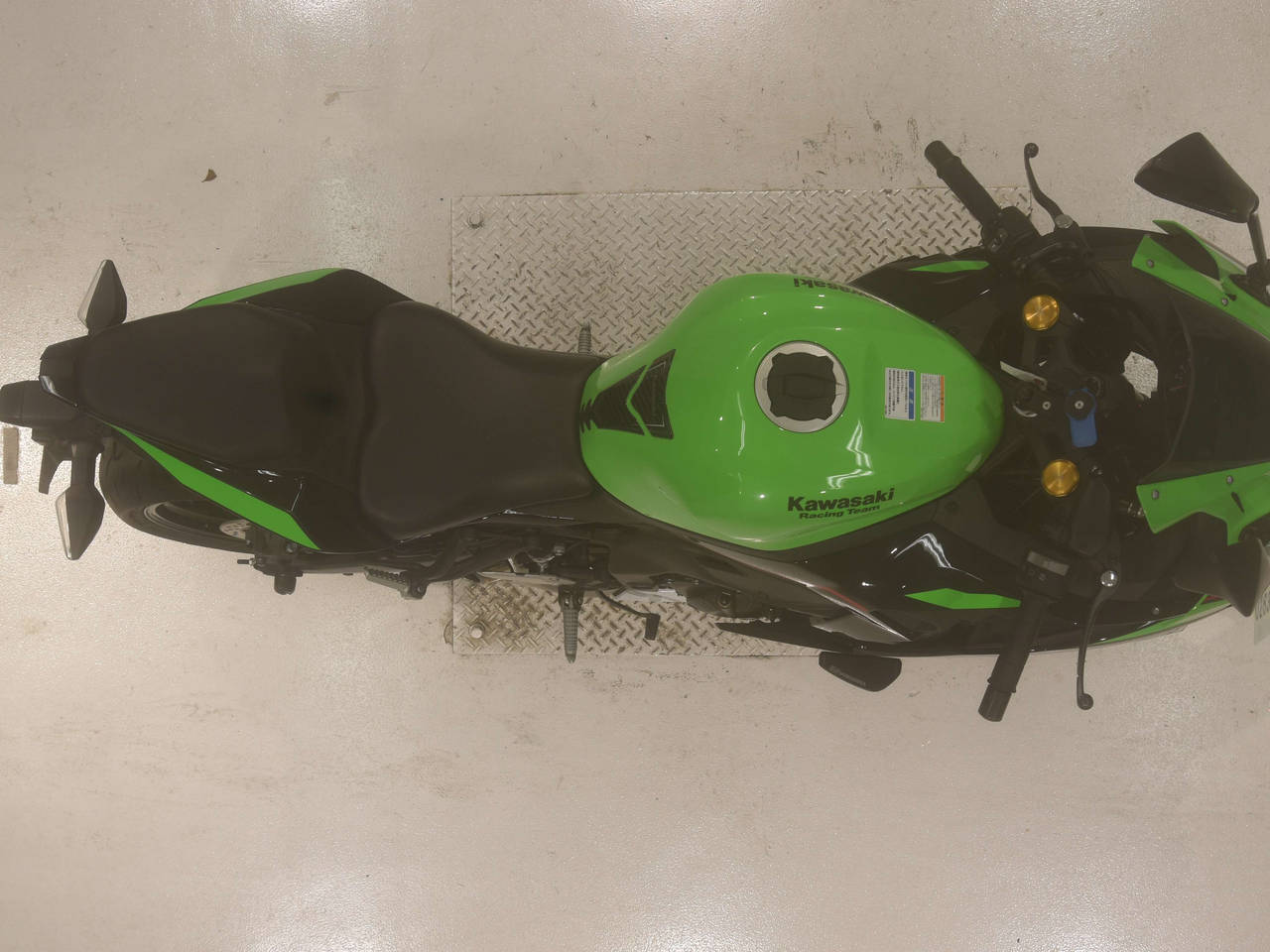 ニッサ Купить Мотоцикл KAWASAKI Ninja ZX-6R 40 Anniversary (Green