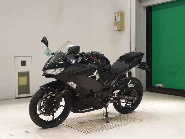 Kawasaki NINJA400 — фото 4