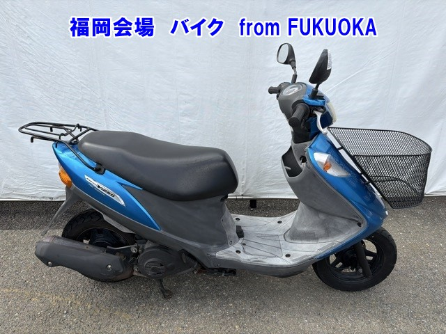 Suzuki ADDRESS V125, left
