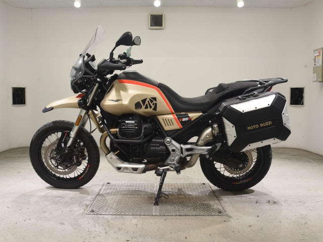 Moto Guzzi V85 TT TRAVEL — фото 2