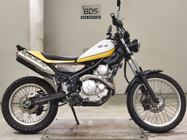 Yamaha TRICKER
