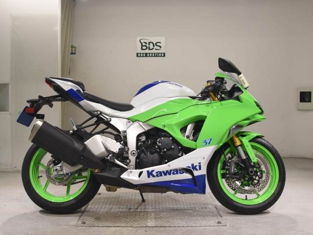 7690] Kawasaki ZX-6R - ZX636J-005646