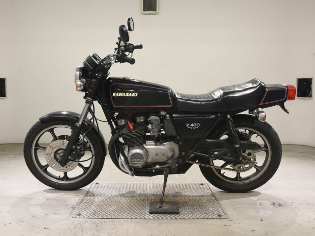 Kawasaki Z500 — фото 2
